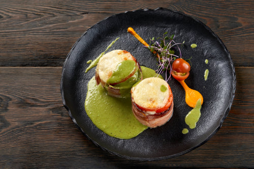 Culinary Prestige: The Art of Ant-Based Fine Dining