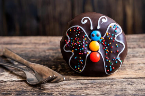 Innovative Recipes Feature Ants and Color-Shifting Baked Goods